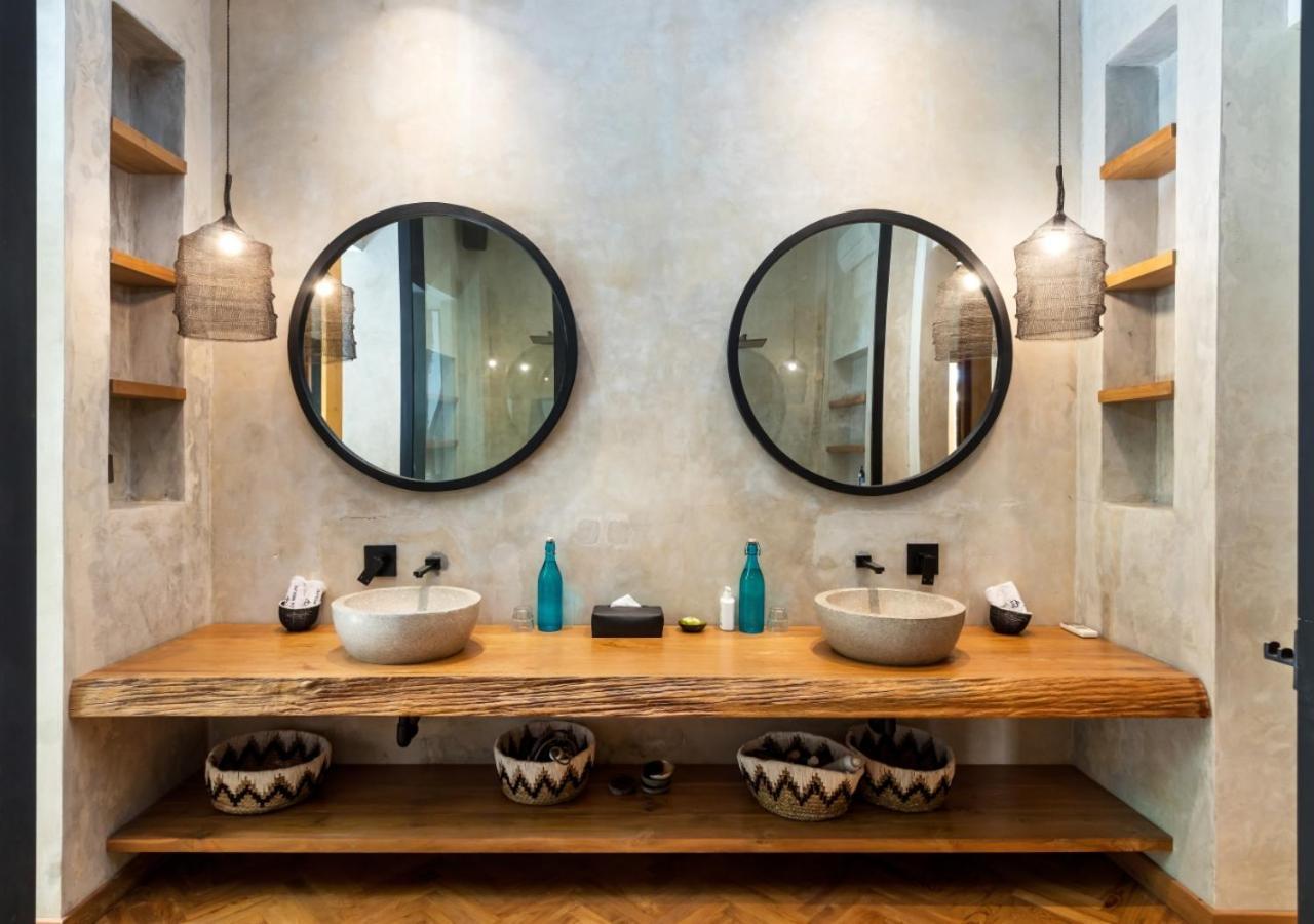 Wolfe By Finder Villa Seminyak (Bali)